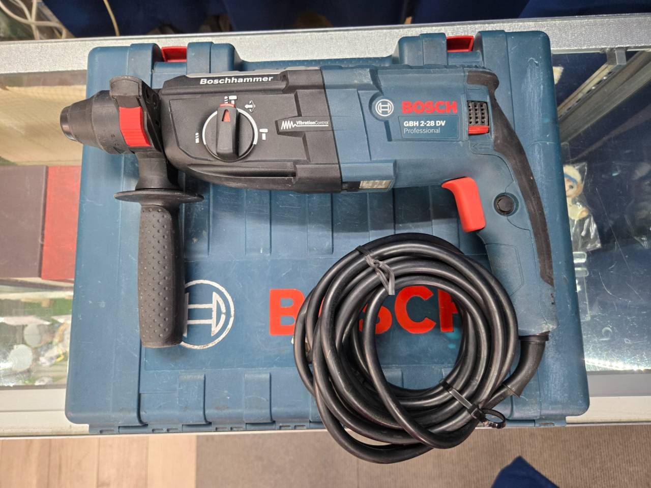 BOSCH SDSプラスハンマードリル GBH2-28DV
